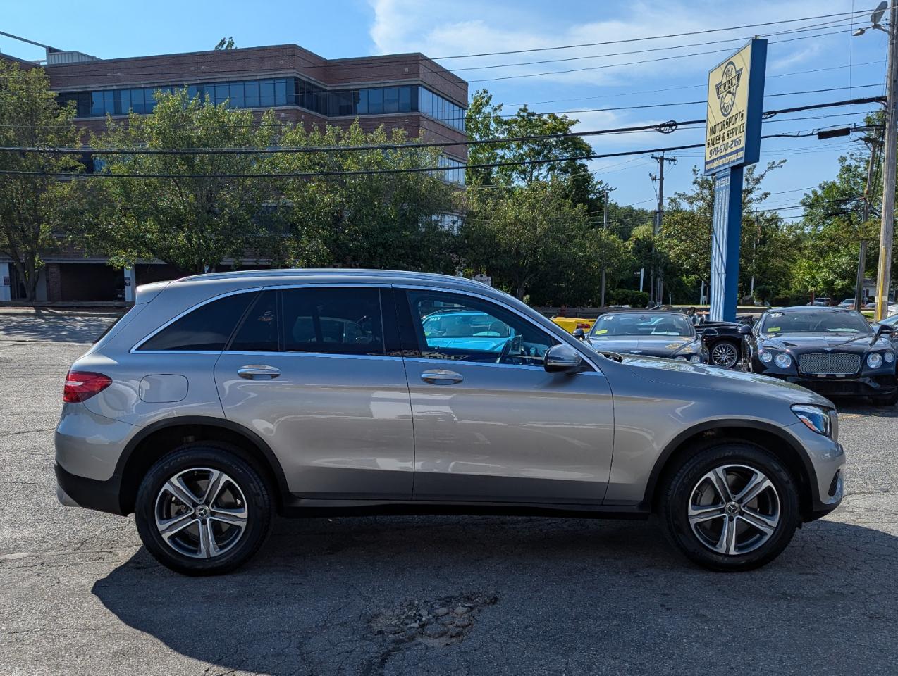 Mercedes-Benz GLC GLC 300 4MATIC SUV 2019