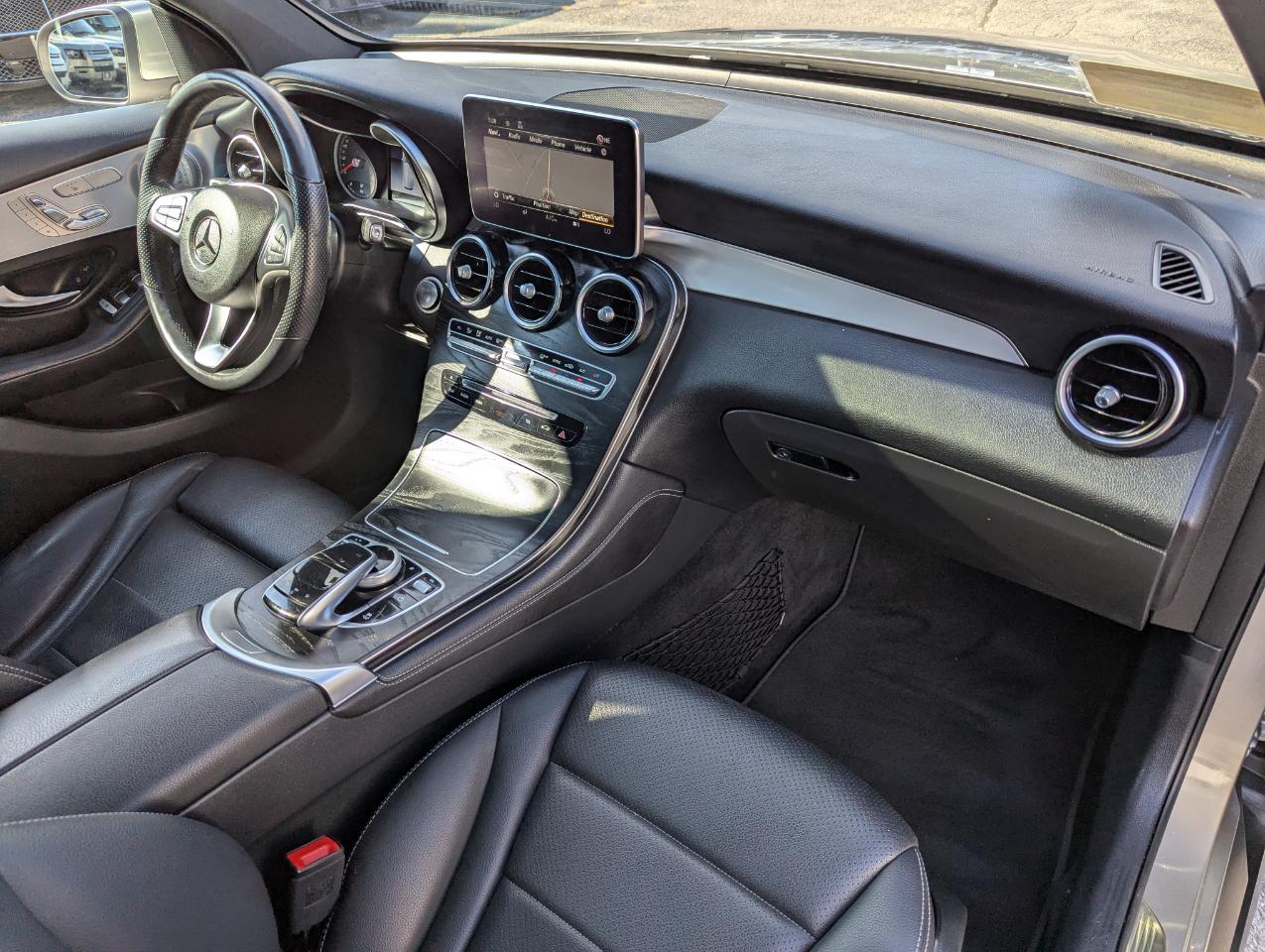 Mercedes-Benz GLC GLC 300 4MATIC SUV 2019