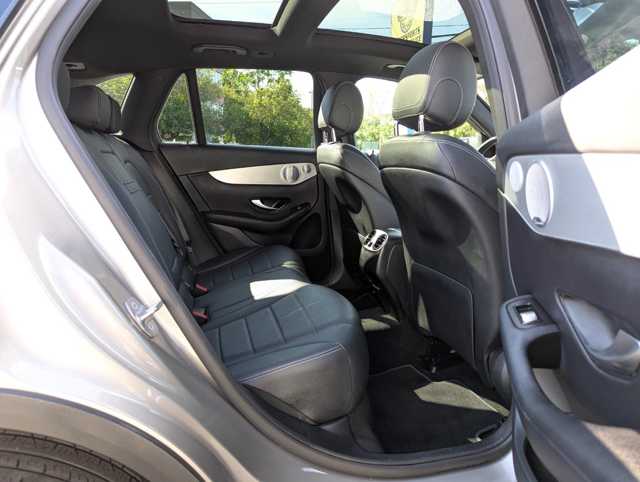 Mercedes-Benz GLC GLC 300 4MATIC SUV 2019