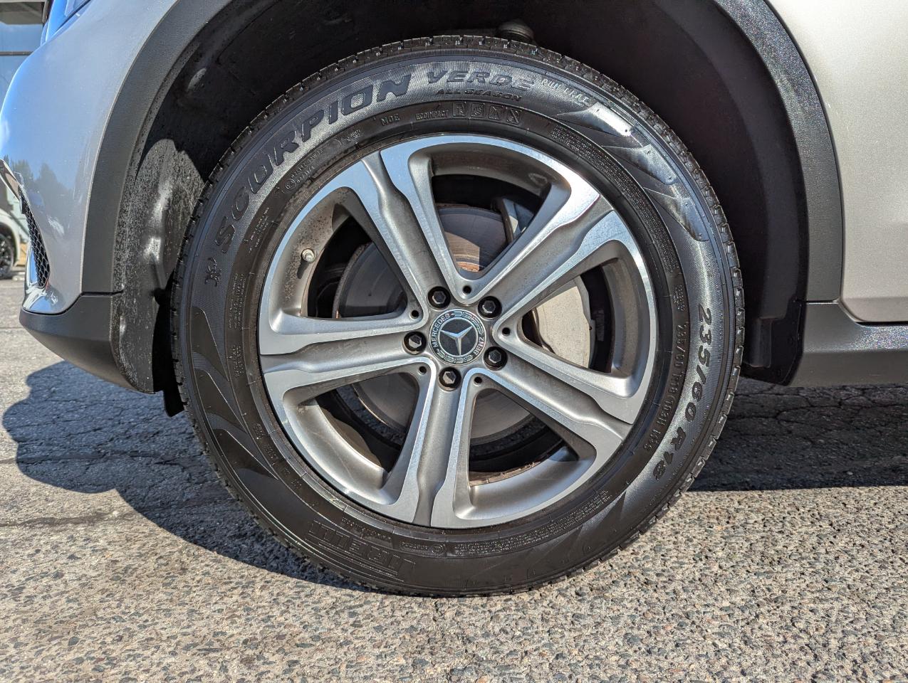 Mercedes-Benz GLC GLC 300 4MATIC SUV 2019