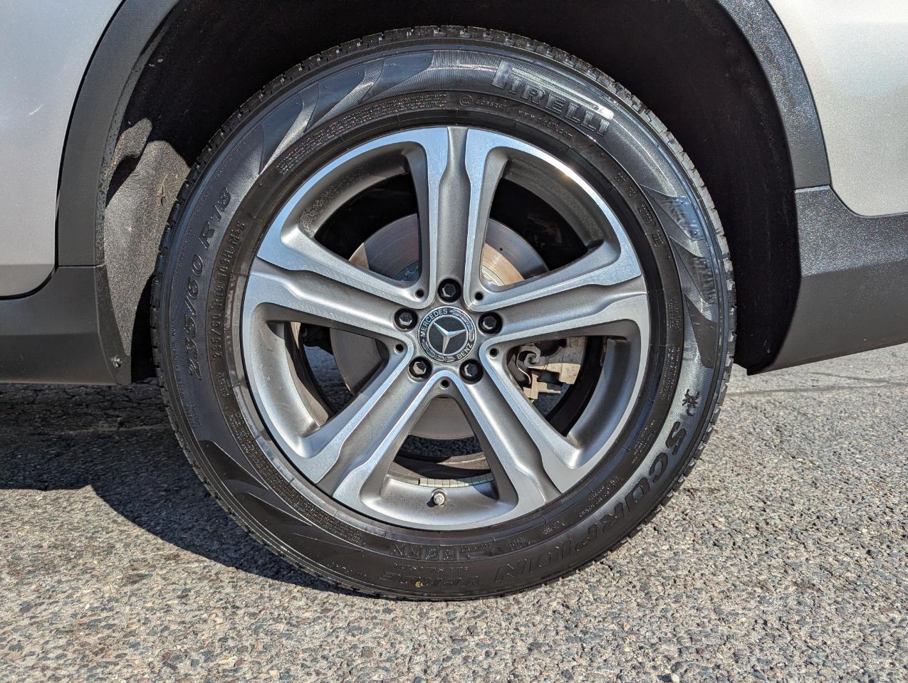Mercedes-Benz GLC GLC 300 4MATIC SUV 2019