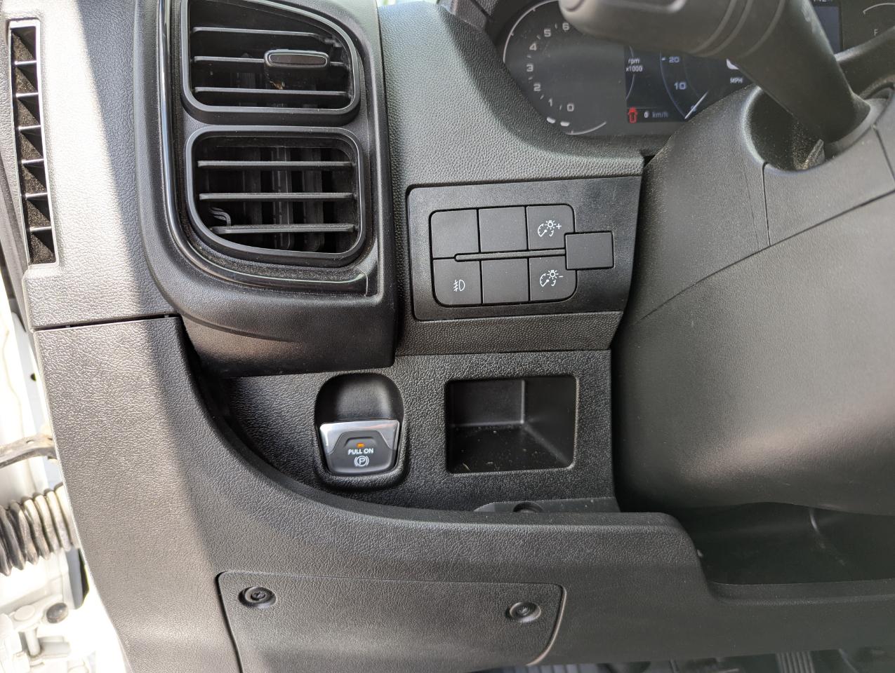RAM ProMaster Cargo Van Tradesman 2500 Low Roof 136" WB w/Pass Seat 2025