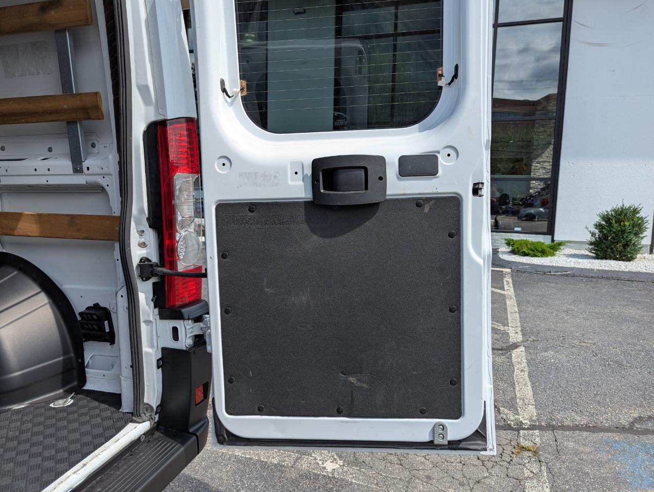 RAM ProMaster Cargo Van Tradesman 2500 Low Roof 136" WB w/Pass Seat 2025