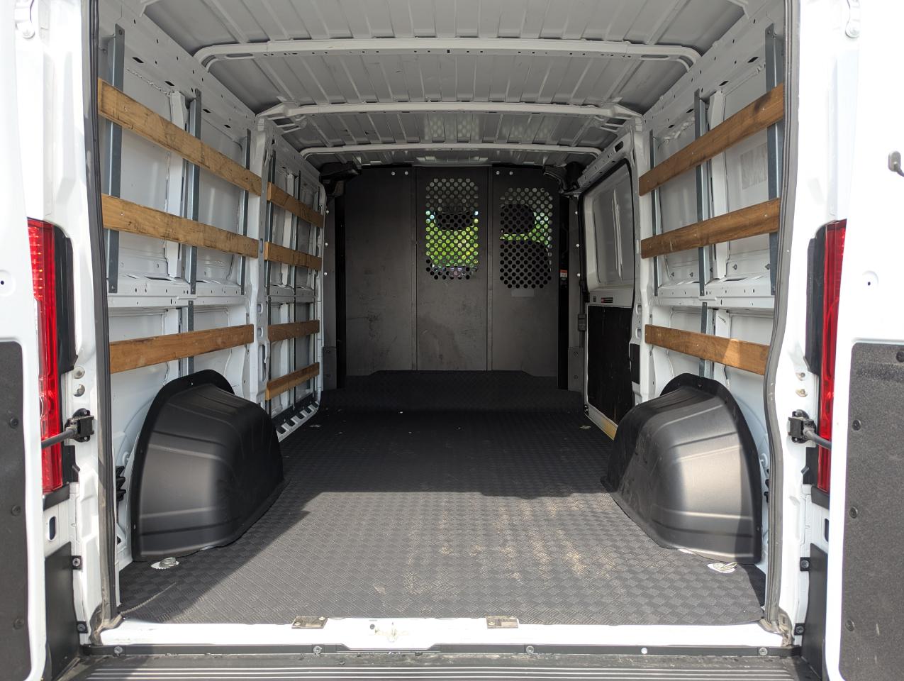 RAM ProMaster Cargo Van Tradesman 2500 Low Roof 136" WB w/Pass Seat 2025