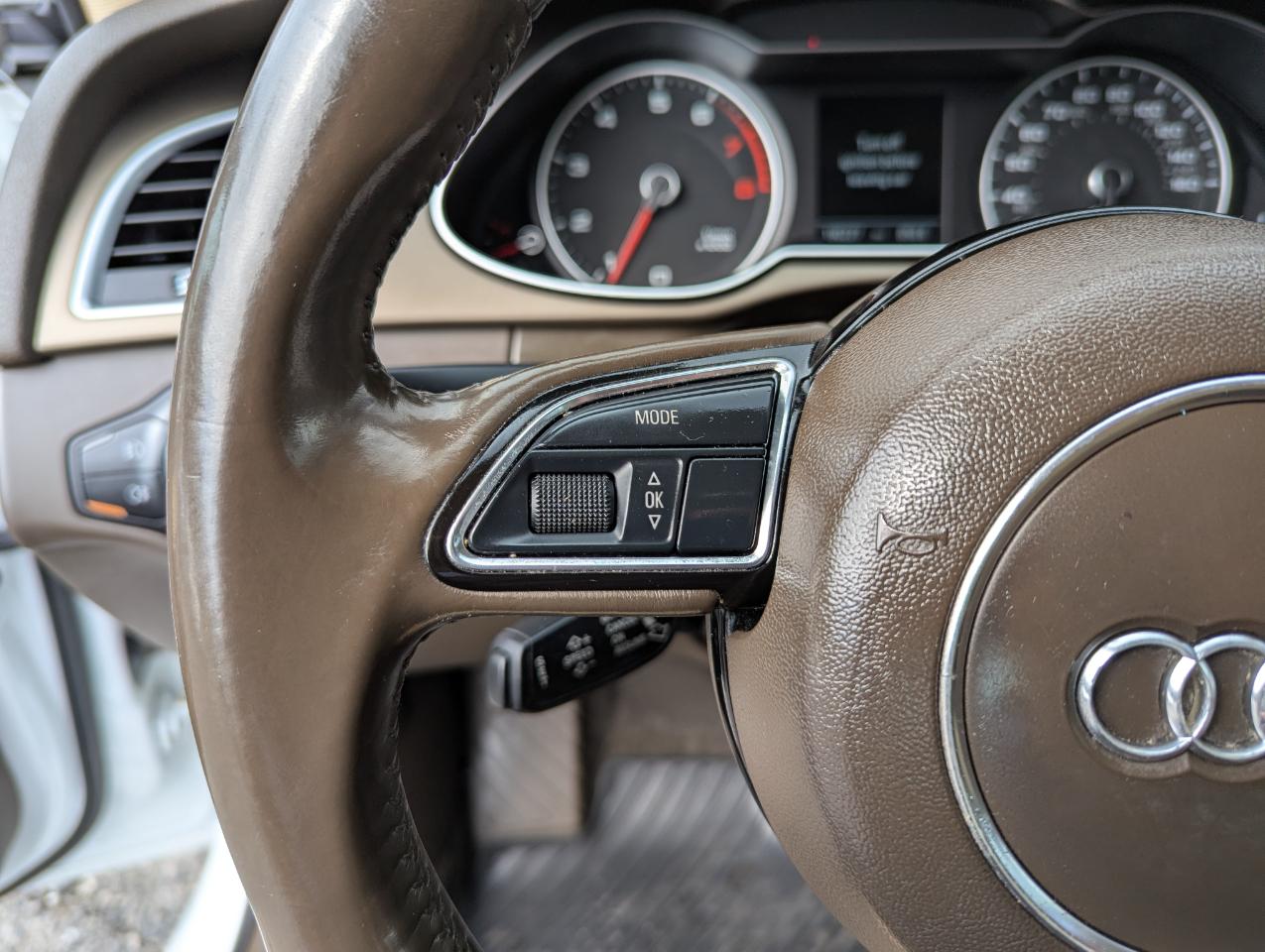 Audi A4 4dr Sdn Auto quattro 2.0T Premium Plus 2015