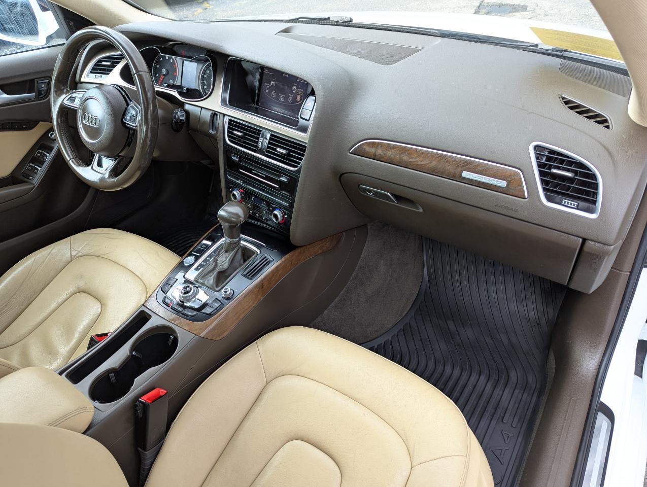 Audi A4 4dr Sdn Auto quattro 2.0T Premium Plus 2015