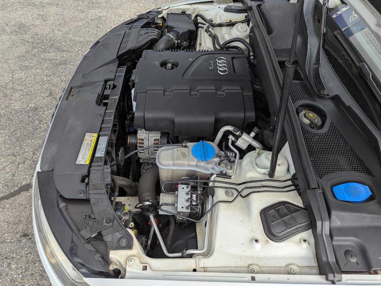 Audi A4 4dr Sdn Auto quattro 2.0T Premium Plus 2015