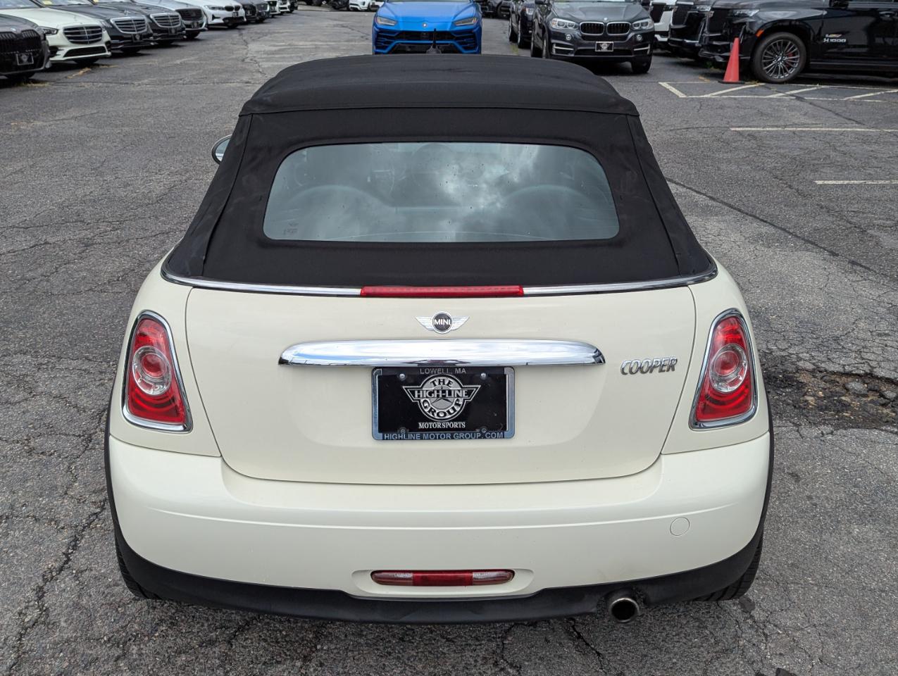 MINI Cooper Convertible 2dr 2011