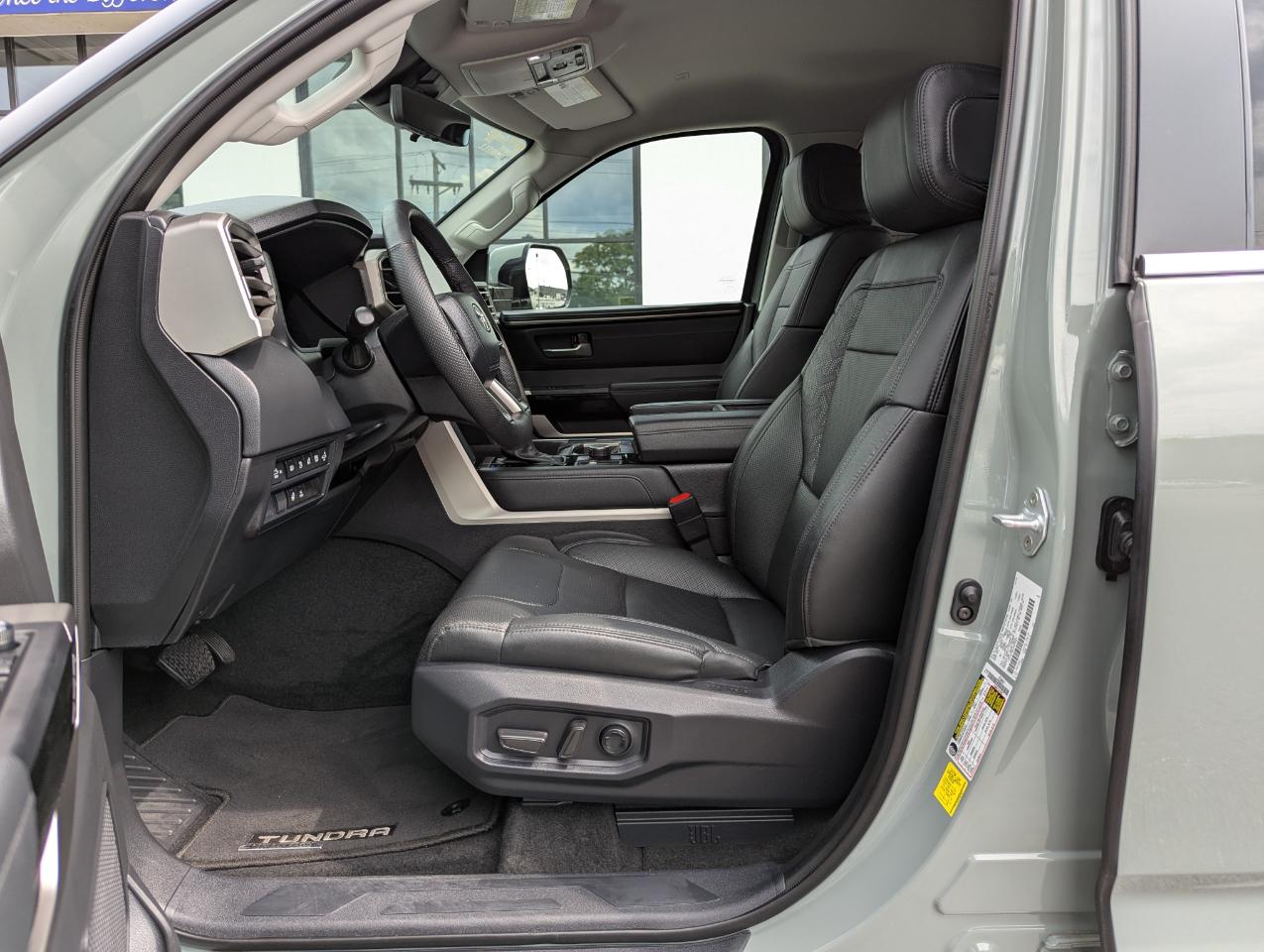 Toyota Tundra 4WD Limited Hybrid CrewMax 5.5' Bed (Natl) 2024