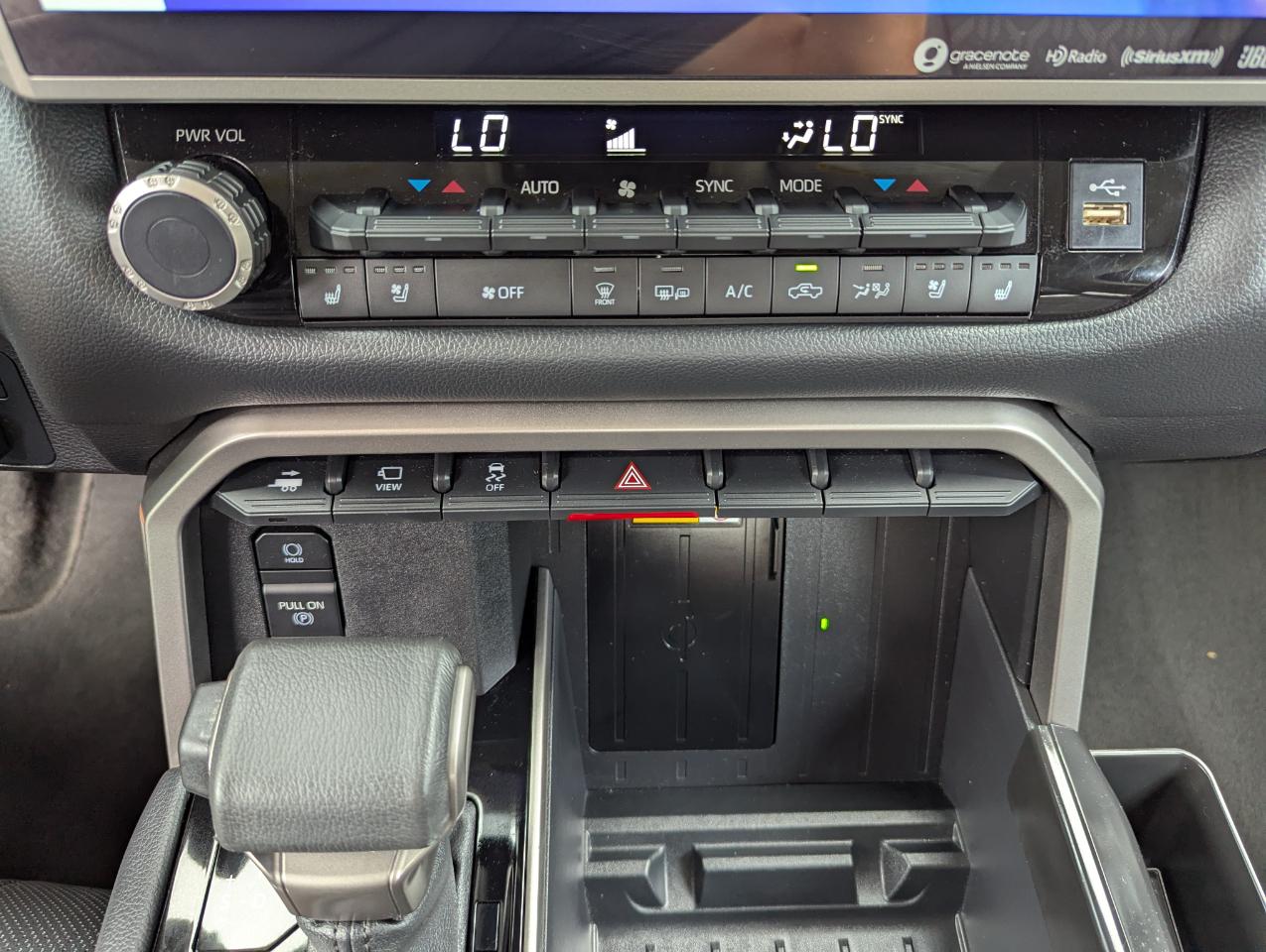 Toyota Tundra 4WD Limited Hybrid CrewMax 5.5' Bed (Natl) 2024