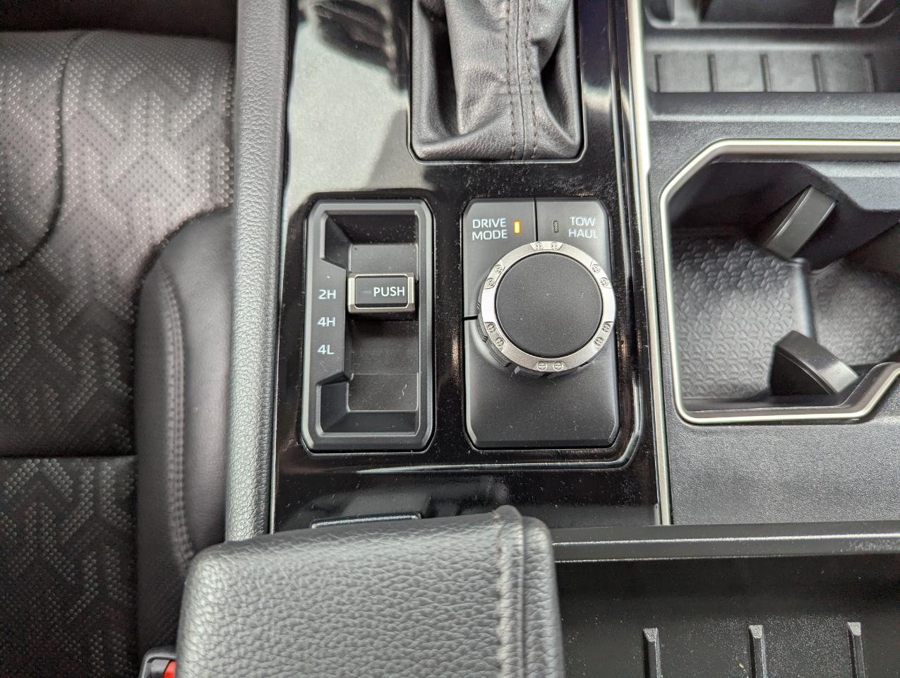 Toyota Tundra 4WD Limited Hybrid CrewMax 5.5' Bed (Natl) 2024