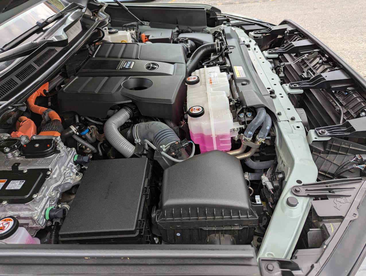 Toyota Tundra 4WD Limited Hybrid CrewMax 5.5' Bed (Natl) 2024