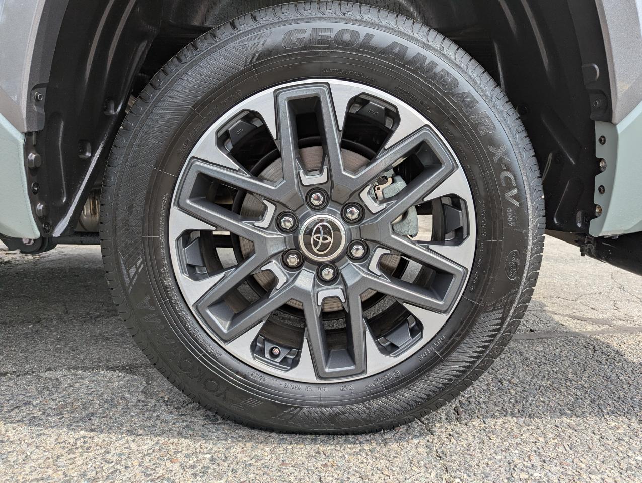 Toyota Tundra 4WD Limited Hybrid CrewMax 5.5' Bed (Natl) 2024