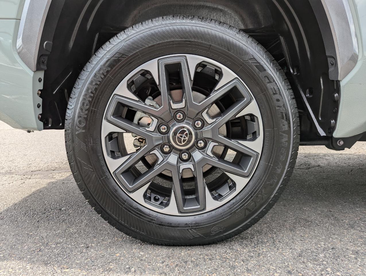 Toyota Tundra 4WD Limited Hybrid CrewMax 5.5' Bed (Natl) 2024