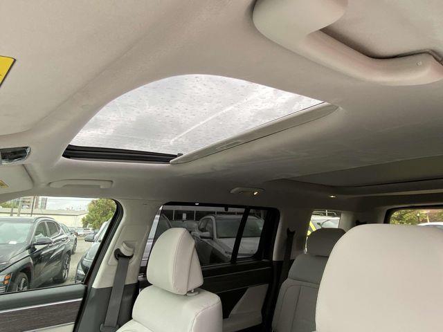 Hyundai Santa Fe Hybrid  2024