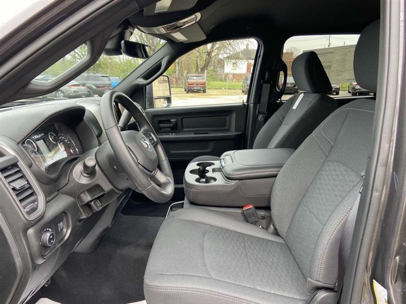 RAM 2500  2025