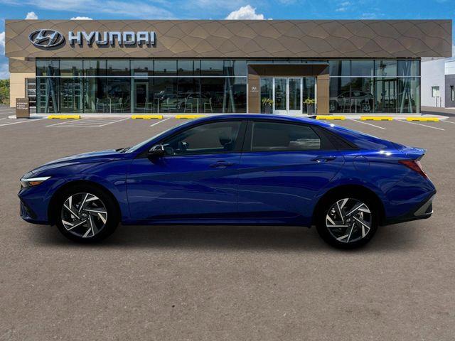 Hyundai Elantra  2025