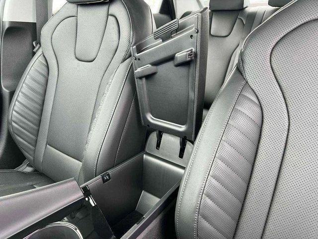 Hyundai Elantra Hybrid  2025