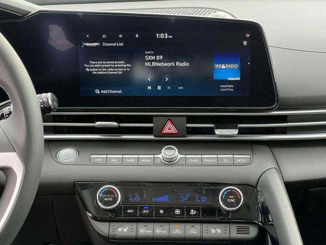 Hyundai Elantra Hybrid  2025