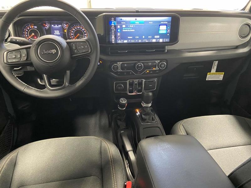 Jeep Gladiator  2025