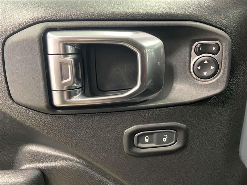 Jeep Gladiator  2025