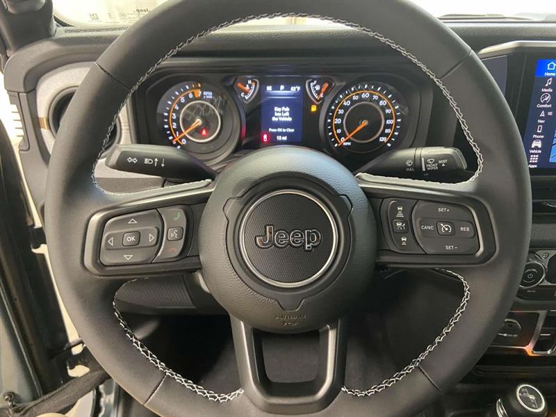 Jeep Gladiator  2025