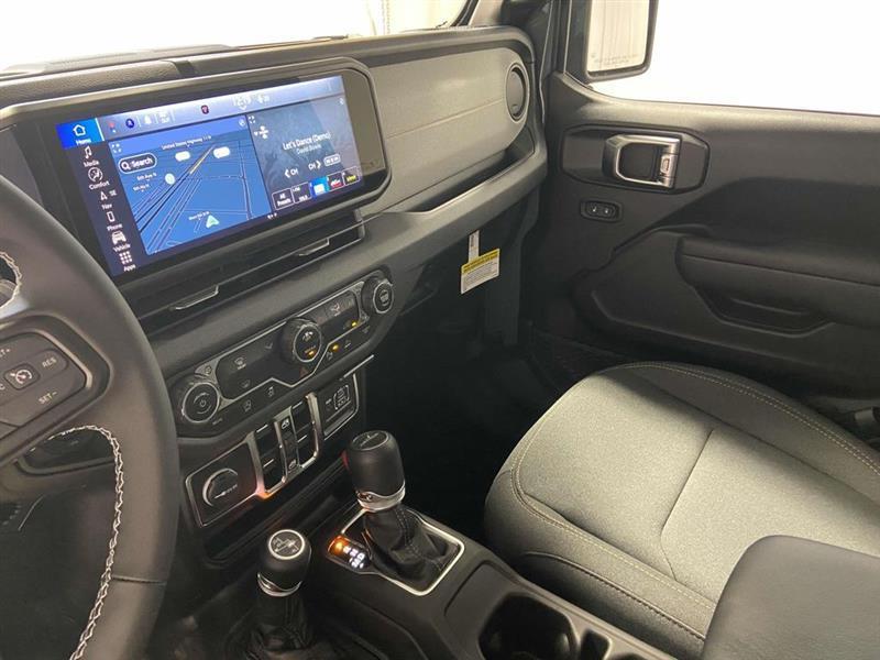 Jeep Gladiator  2025