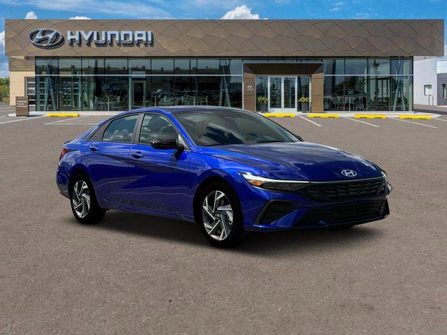 Hyundai Elantra  2025