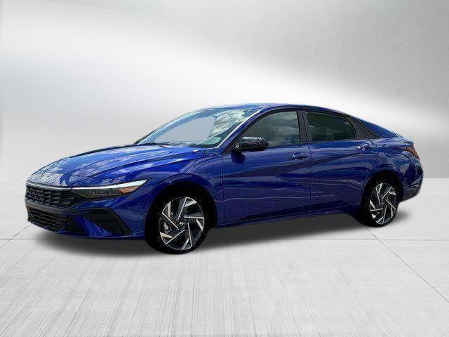Hyundai Elantra  2025