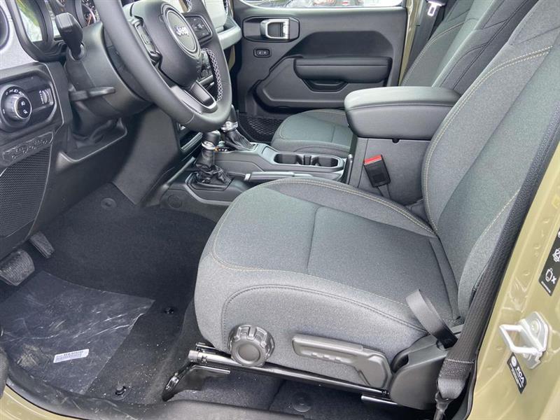 Jeep Gladiator  2025