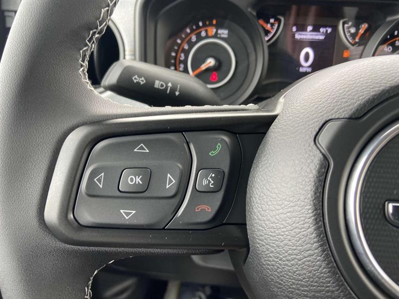 Jeep Gladiator  2025