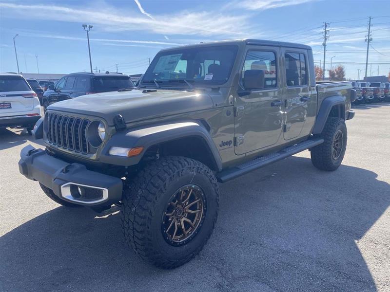 Jeep Gladiator  2025