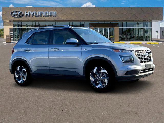 Hyundai Venue  2025