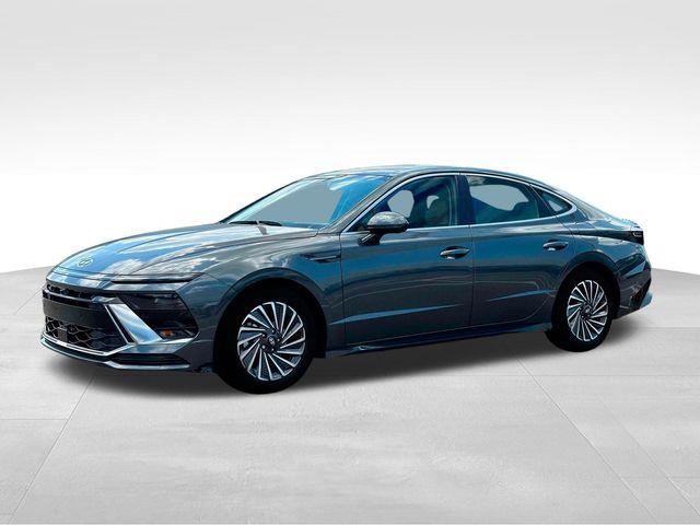 Hyundai Sonata Hybrid  2025