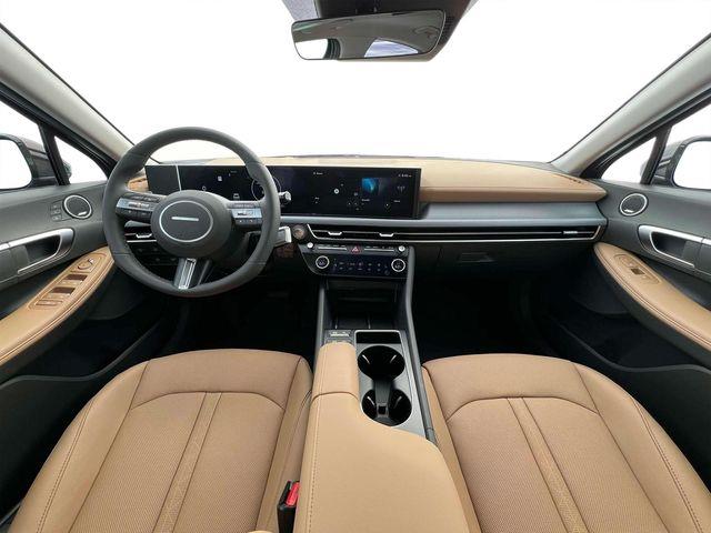 Hyundai Sonata Hybrid  2025