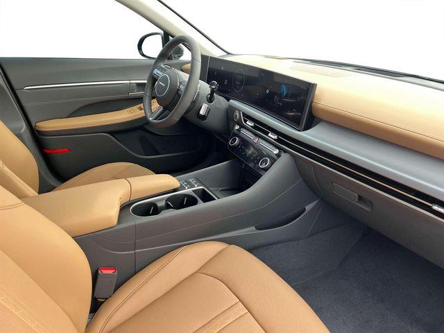 Hyundai Sonata Hybrid  2025