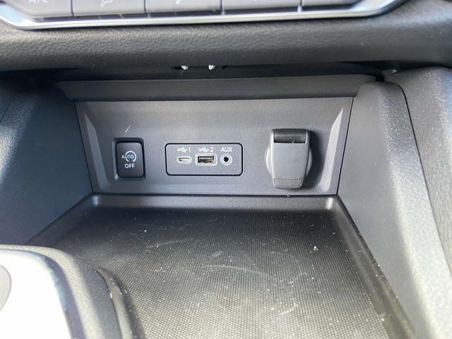 Nissan Sentra  2025 Nissan Sentra  2025