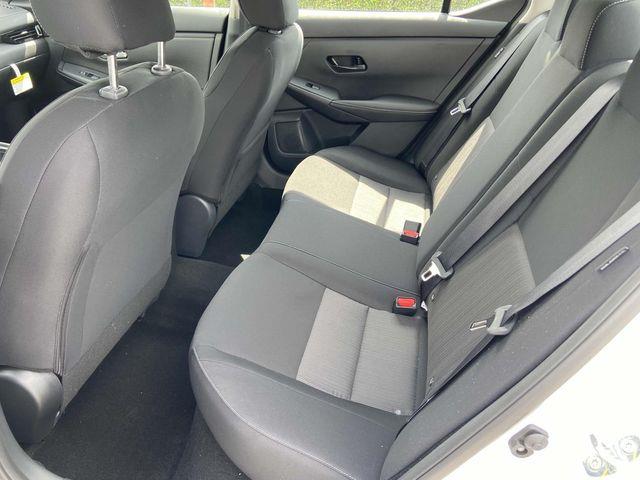 Nissan Sentra  2025 Nissan Sentra  2025