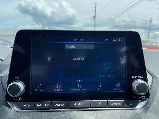 Nissan Sentra  2025 Nissan Sentra  2025