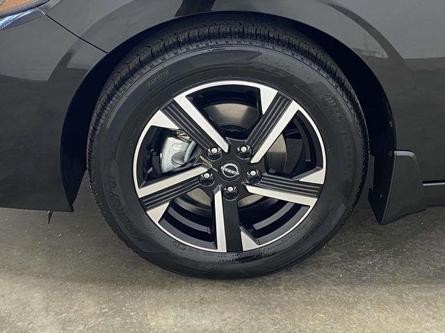 Nissan Sentra  2025 Nissan Sentra  2025