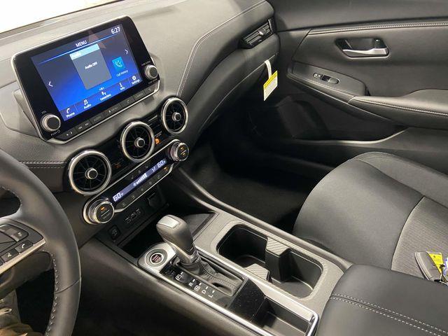 Nissan Sentra  2025 Nissan Sentra  2025