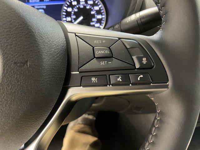 Nissan Sentra  2025 Nissan Sentra  2025