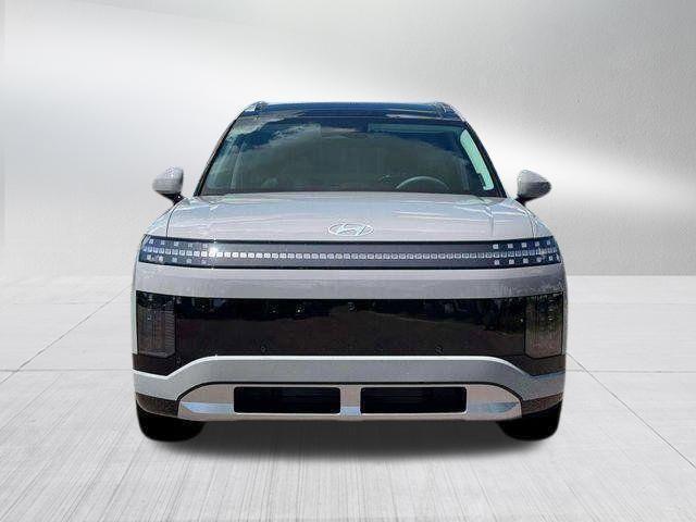 Hyundai Ioniq 9  2026