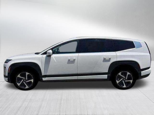 Hyundai Ioniq 9  2026