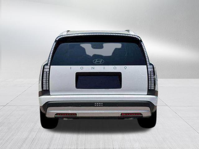 Hyundai Ioniq 9  2026