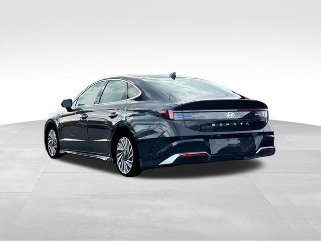 Hyundai Sonata Hybrid  2025