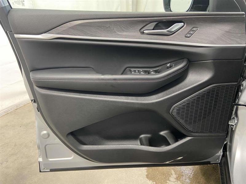 Jeep Grand Cherokee L  2025