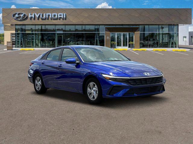 Hyundai Elantra  2025