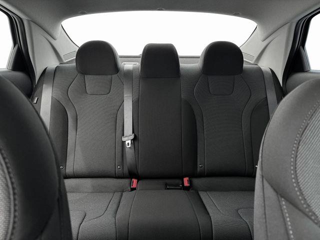 Hyundai Elantra  2025