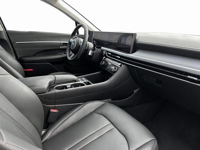 Hyundai Sonata Hybrid  2025